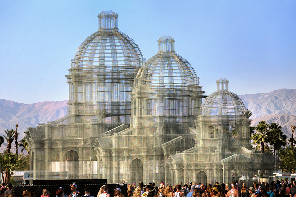 Etherea Edoardo Tresoldi al Coachella